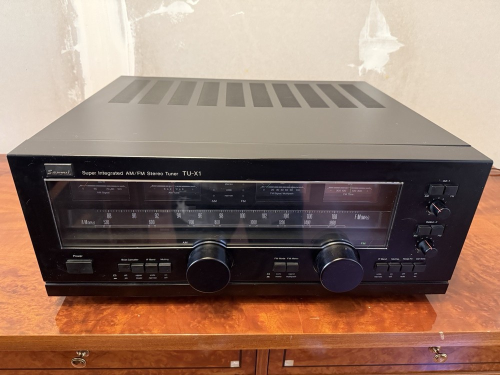 SANSUI TU X1 flagship tuner