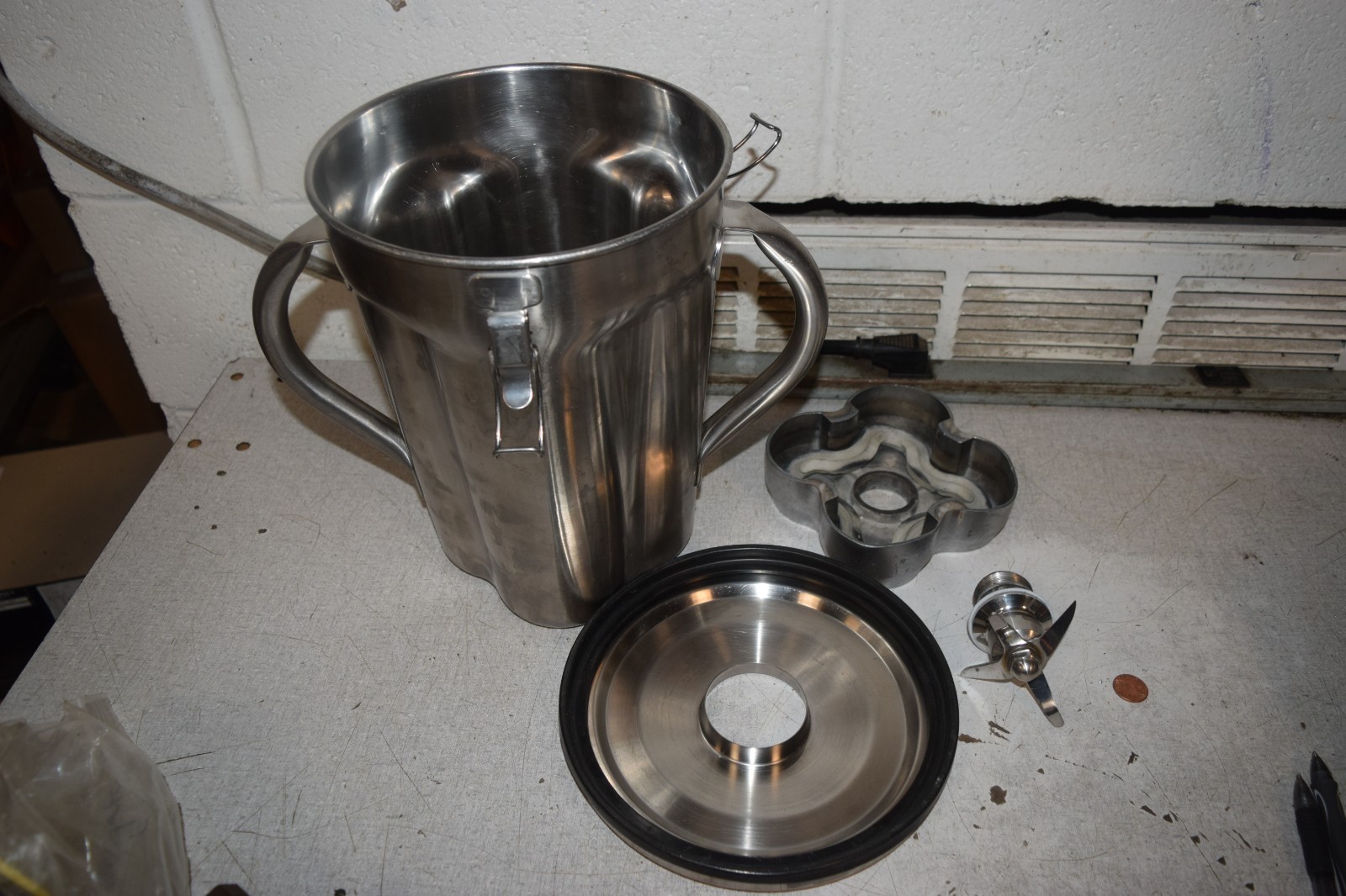 Waring Commercial 0208W Blender Container Parts