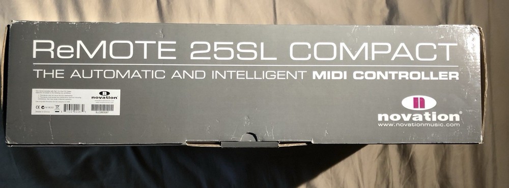 Novation Remote 25SL Compact Midi Controller Keyboard w/ Power Supply - mint