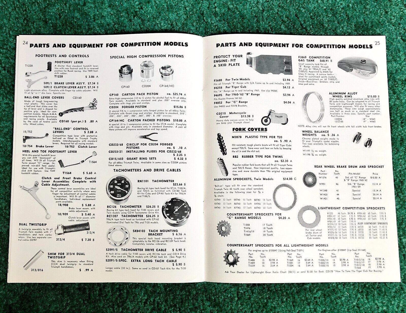 RARE 1962 TRIUMPH MOTORCYCLE DEALER BROCHURE SIGNS POSTERS CLOCKS RACING PARTS