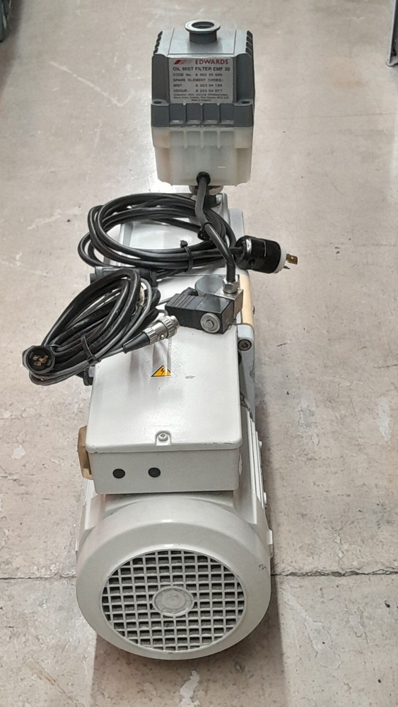 Edwards E2M30 Vacuum Pump
