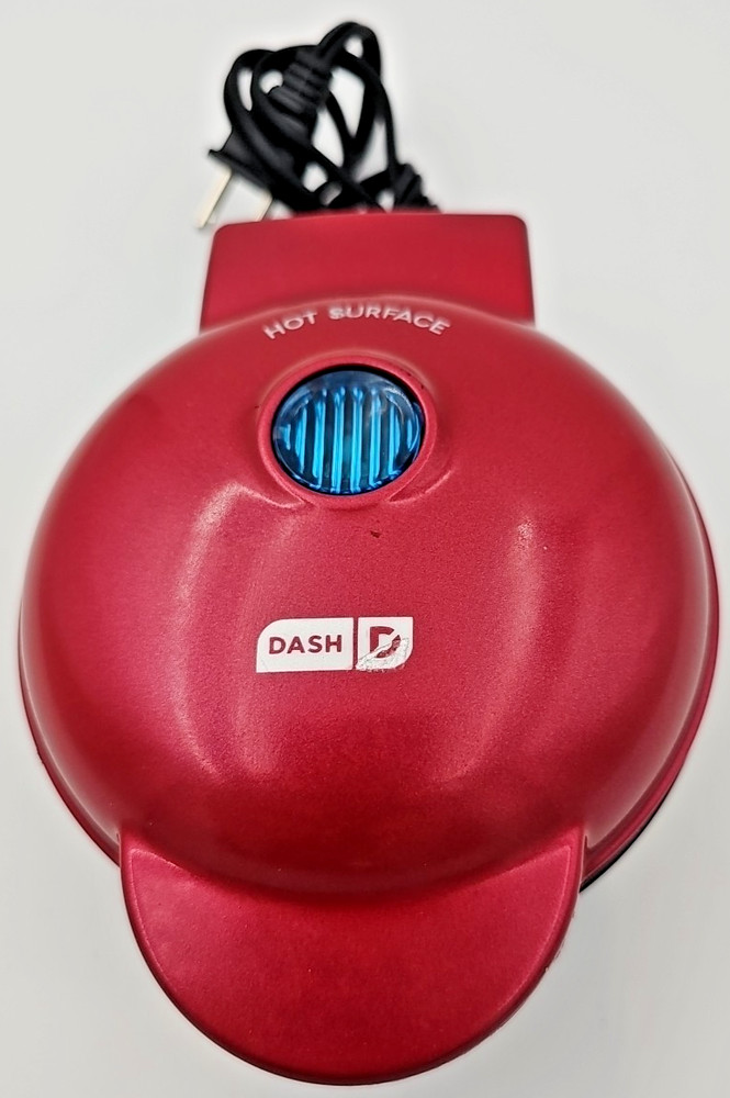 Dash Mini Pizzelle Maker, Used