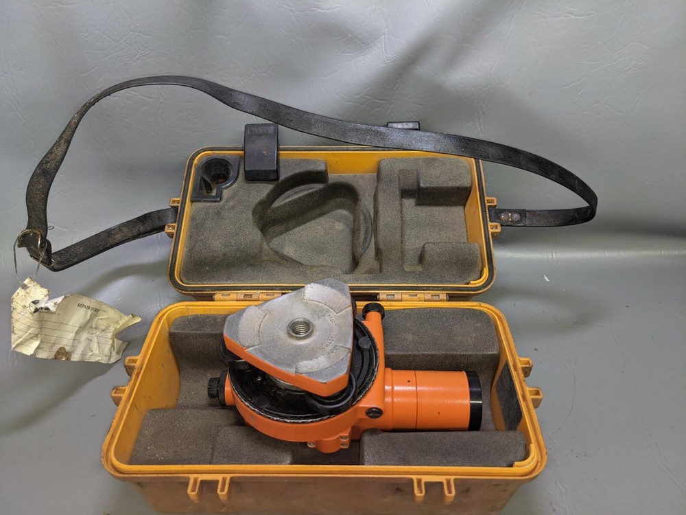 Topcon Automatic Level Model AT-D4 In Hard Case (134)