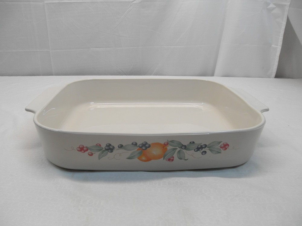 Corningware Abundance Rectangular Lasagna Baker Roast Dish Cream Color