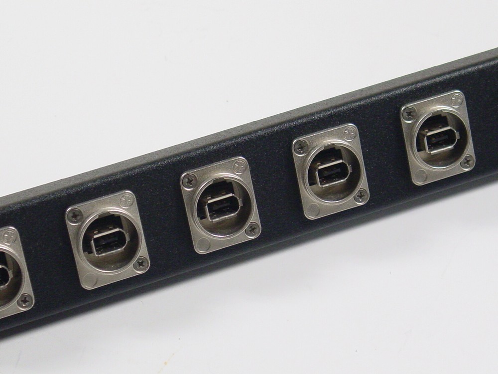 Tecnec 1394 Firewire video 8 input/output patch bay 1 rack unit