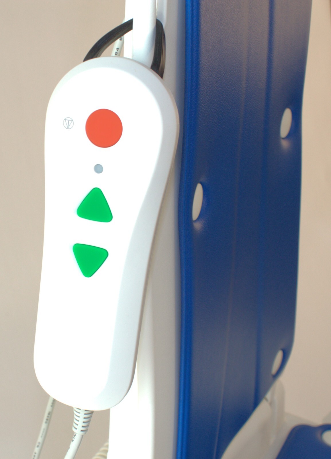 AquaLift Electric Bathtub Chair Bath Lift, New, Free Shipping