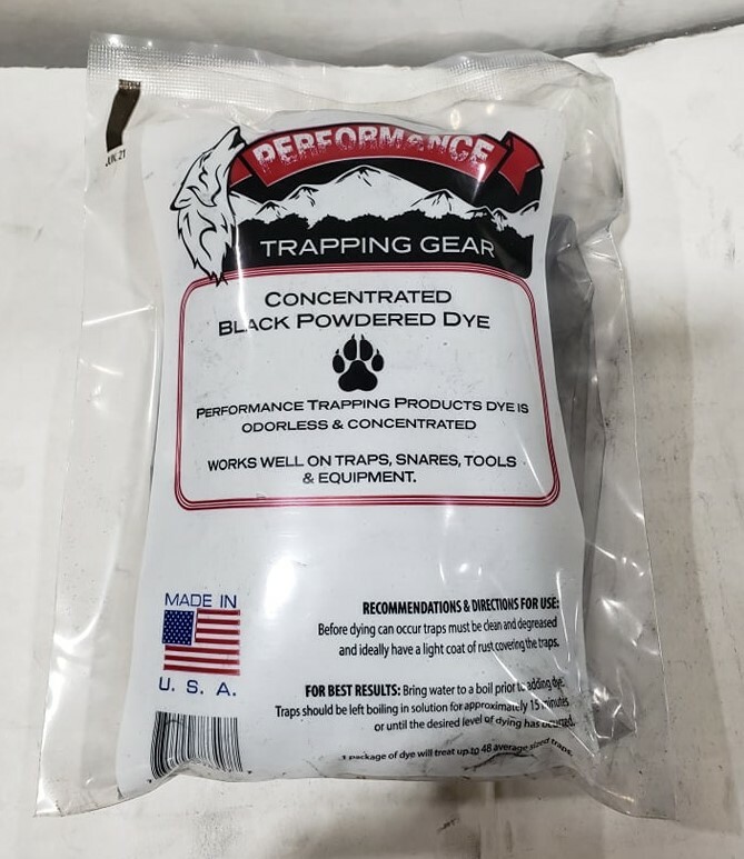 Black Trap Dye by Performance Trapping Gear Concentrated Black Dye logwood