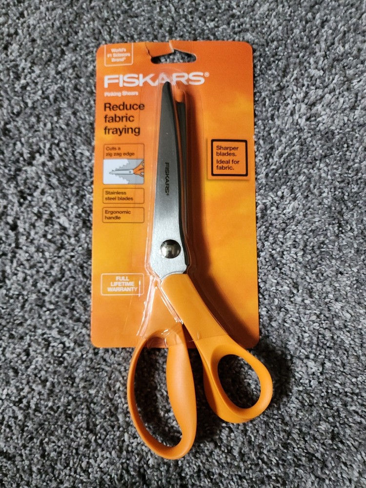 Fiskars Zig-Zag Pinking Shears
