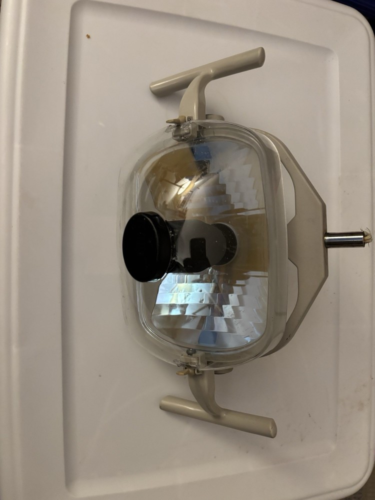 Adec Light 6300 (Light Head Only)