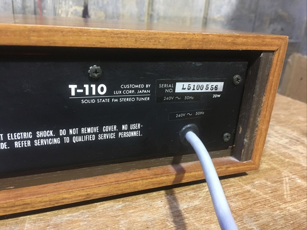 Luxman T-110 FM Stereo Tuner Silver/Wood 4ch Decoder Multi Path T 110 Working