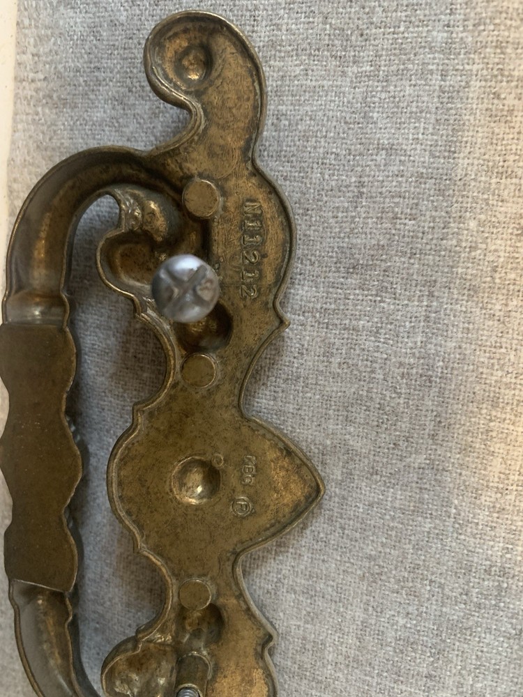 VTG Roll top Drawer Pulls And Knobs Antique Bronze/Brass Finish