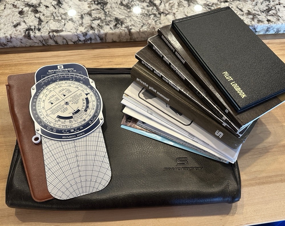 Jeppesen Sanderson Private Pilot Flight Training System Kit & Bag