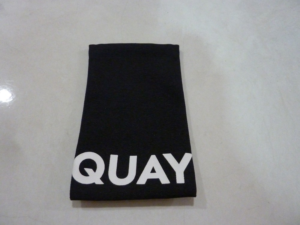 Quay Sunglasses Protective Squeeze Pouch Case Black