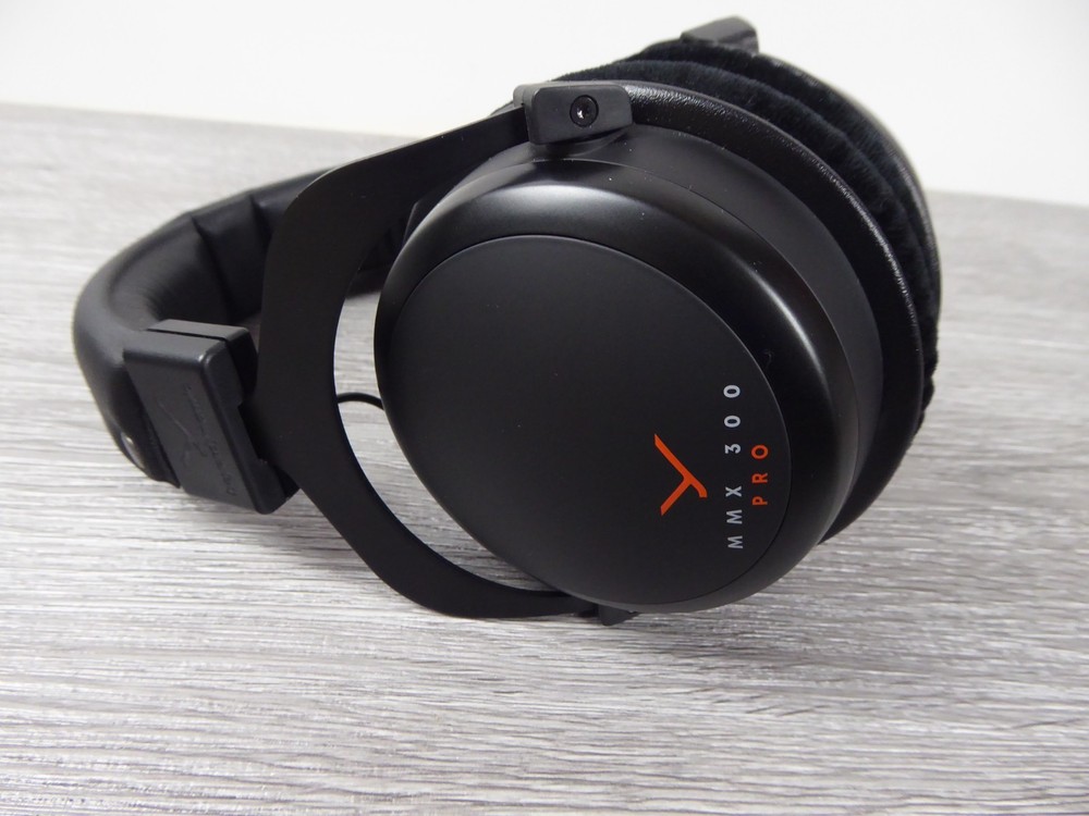 Beyerdynamic MMX 300 Pro Closed-back Gaming Headset