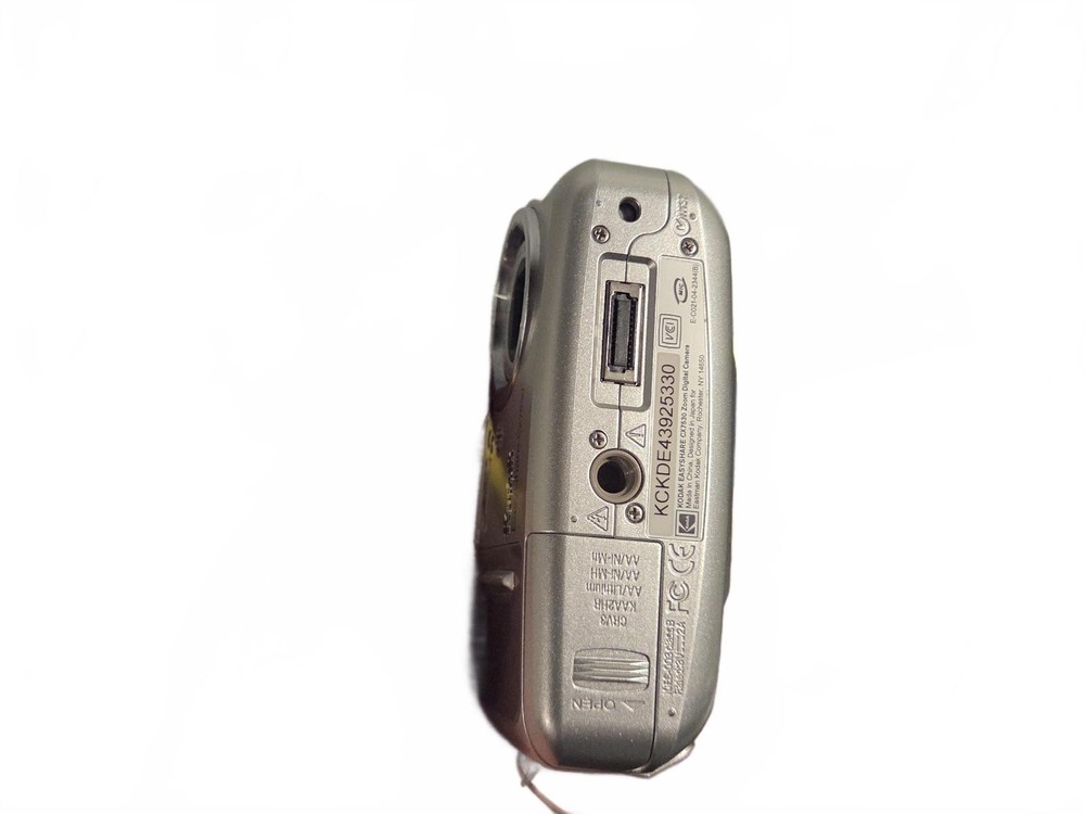 Kodak EasyShare CX7530 Camera | 2004 - 5MP - AA Batteries