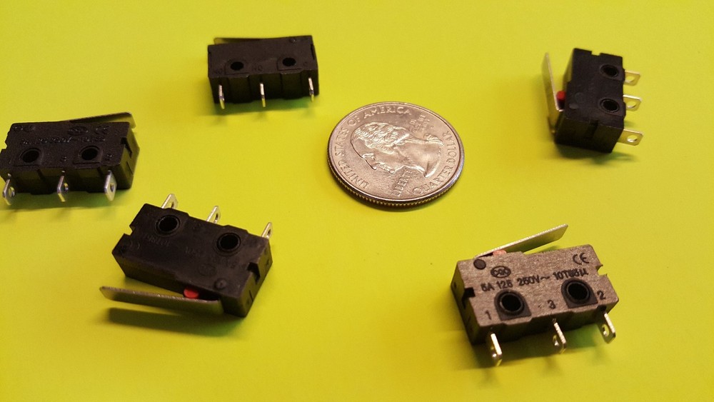 Small Micro / Limit Switch - both Normally OPEN & Closed Contacts