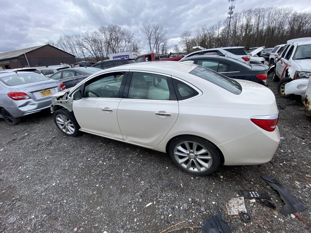 Used A/C Selector Switch fits: 2015 Buick Verano US market automatic temperature