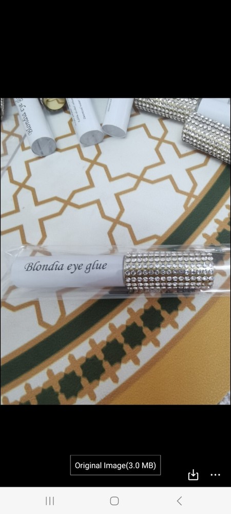 Blondia Eye Glue