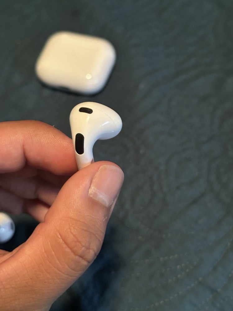 Apple AirPods