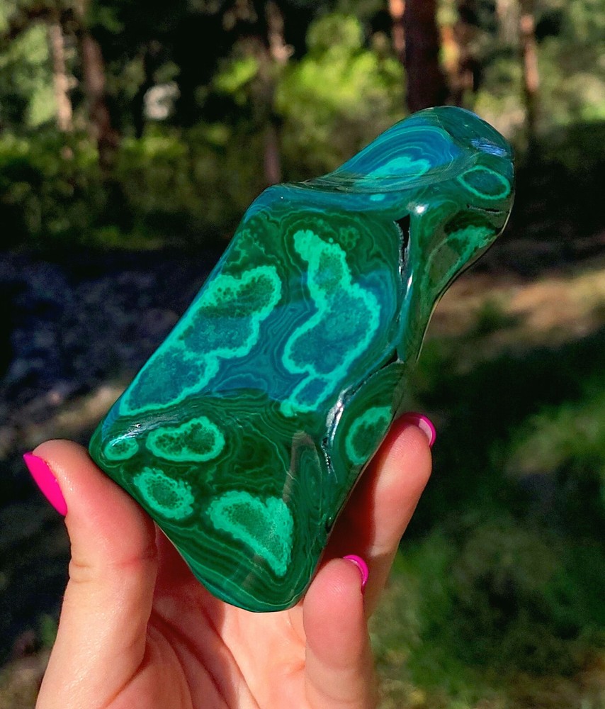 Polished Malachite Freeform From Congo 12.4 Cm's