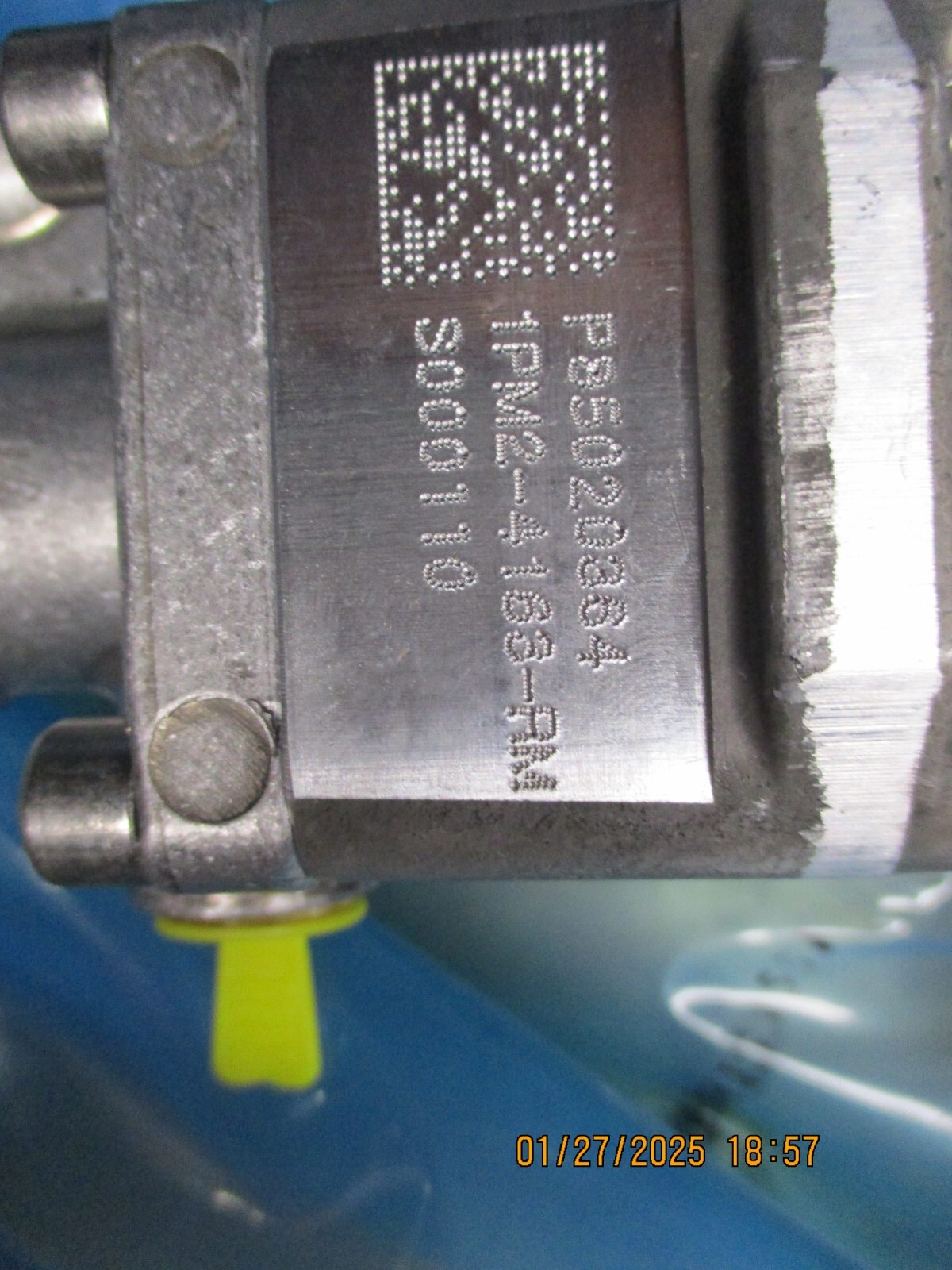 Genuine OEM Volvo D13 EGR Valve 85020365