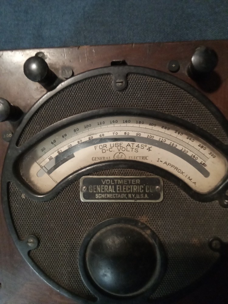 DC Voltmeter General Electric Vintage Wood Case