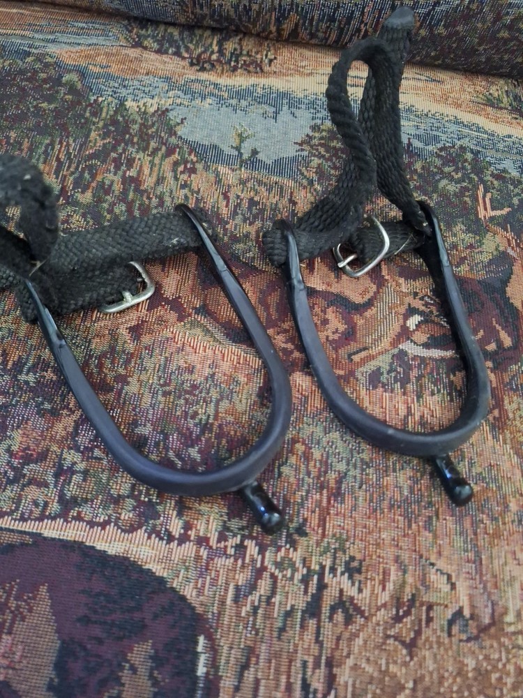 Black Plastic Englsh Spurs With Straps Small