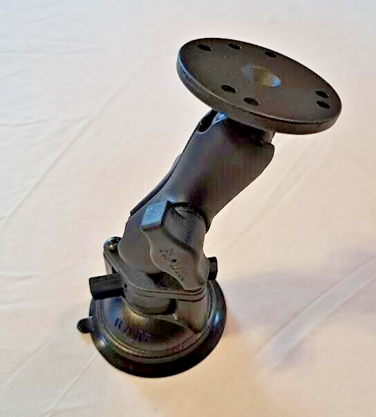 RAM Mounts suction mount 4" arm assembly windshield / glass mount