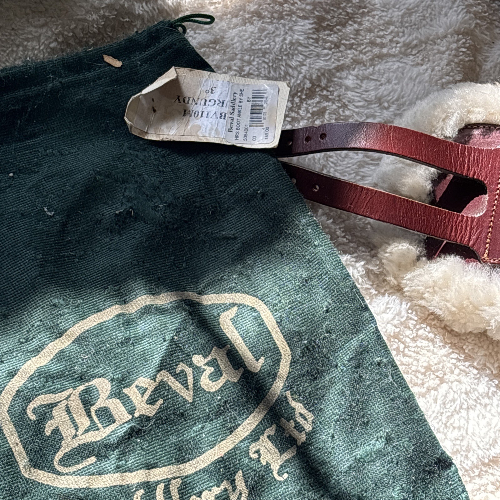 NWT Beval Ltd Sheepskin Ankle Boots Sz 3 New Jumper Warmblood equitation