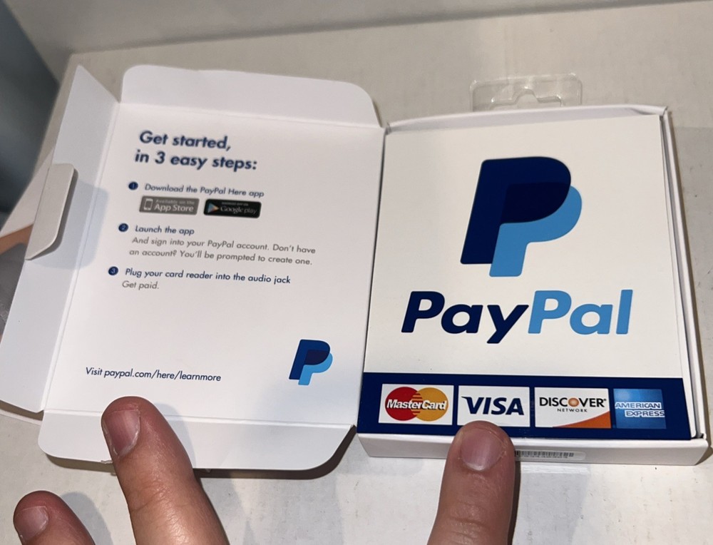PayPal Mobile Credit Card Reader Swiper For iPhone and Android