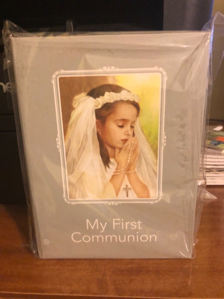 4PC GIRL COMMUNION FOLDER SET GREY W/BOOK, ROSARY, PIN brand new