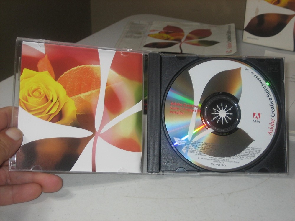 Adobe Creative Suite 1.3 UPGRADE & CREATIVE SUITE PREMIUM w/Serial Numbers/MAC