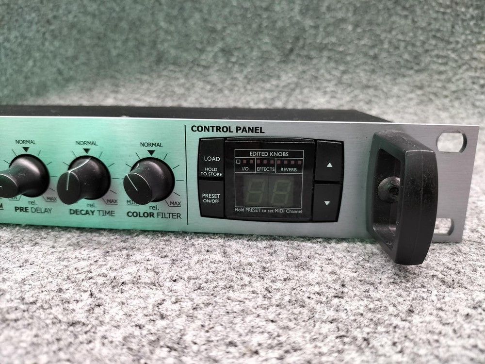 TC Electronic M350 Dual Engine Reverb Effects Processor Multi Effect Junk