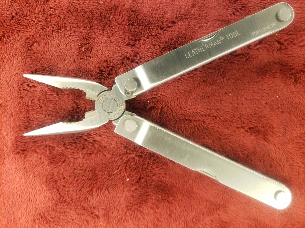 Leatherman PST Multi tool 0398 0998 Date Code
