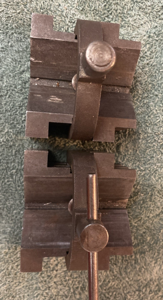 2pc Set vintage machine tooling v-block with clamp
