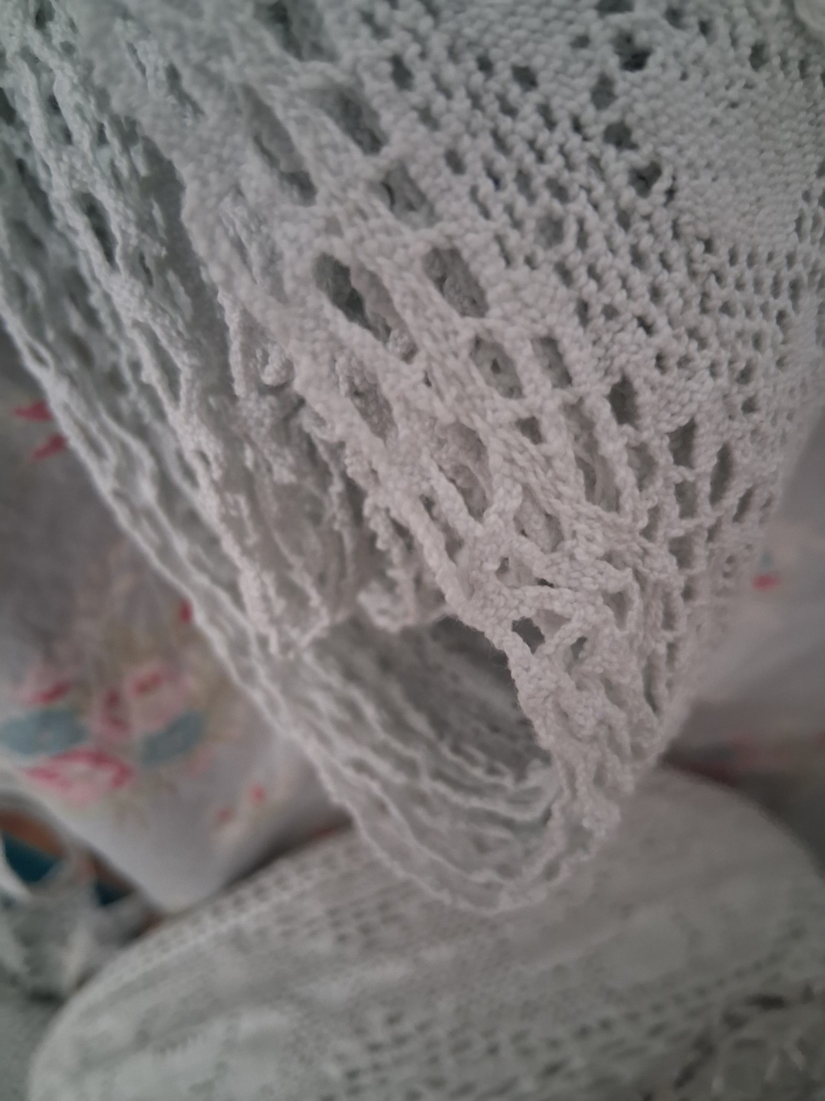 10 yds Rachel Ashwell Shabby Chic Crochet Cluny Rose Lace Teal /tablecloth duvet