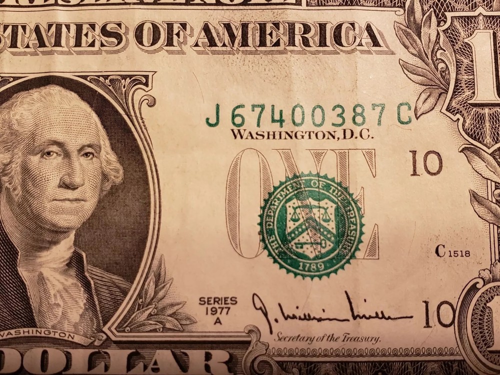 1977 Error Bill Misaligned & Off-Center Seal & Serial # -Obverse Border Missing