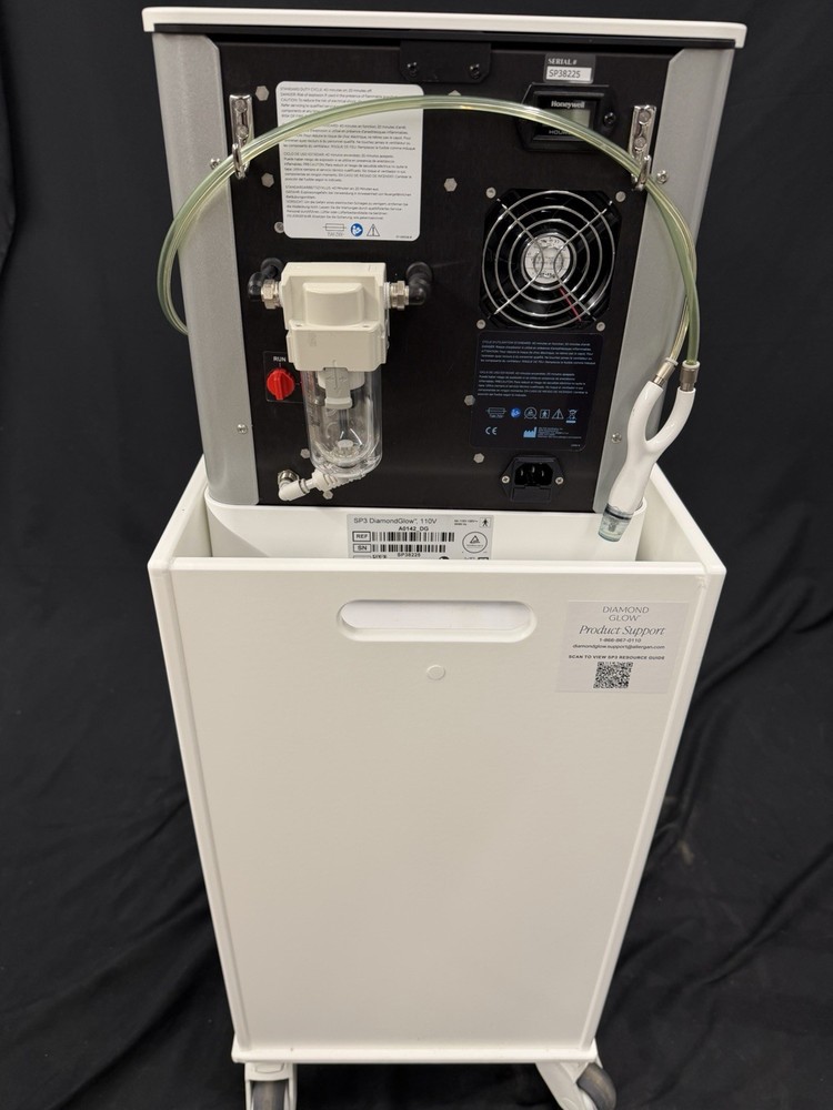 SP3 DiamondGlow Microdermabrasion Machine
