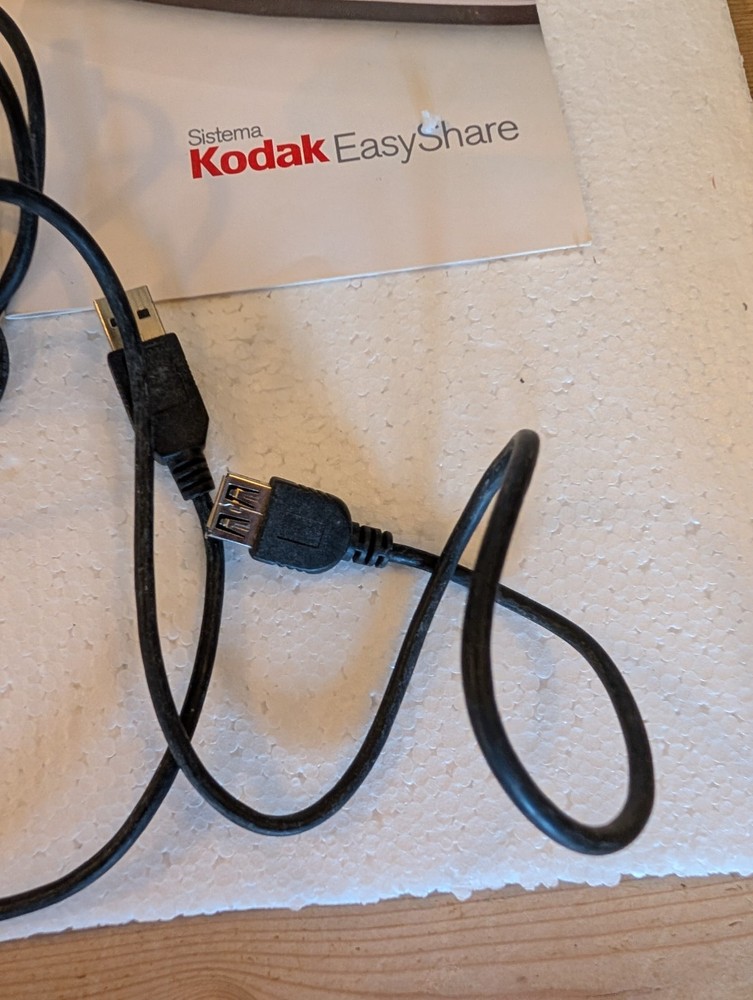 Kodak Easy Share Camera & Dock Stn Spares Repairs Untested