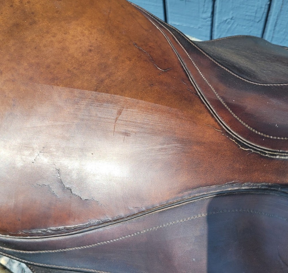 Whippy 17.5" Close Contact Saddle