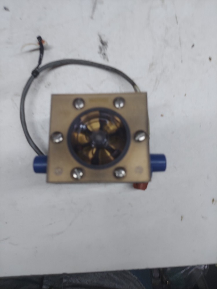 PROTEUS FLUID FLOW SWITCH 0100B24 4PC AVAILABLE MAKE OFFER B1 + B2
