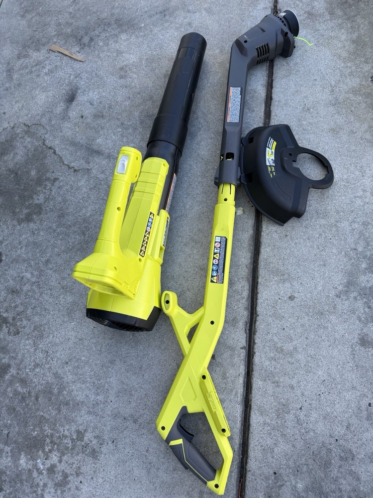 RYOBI 10" String Trimmer & 250cfm Blower Combo Kit (TOOLS ONLY)R711