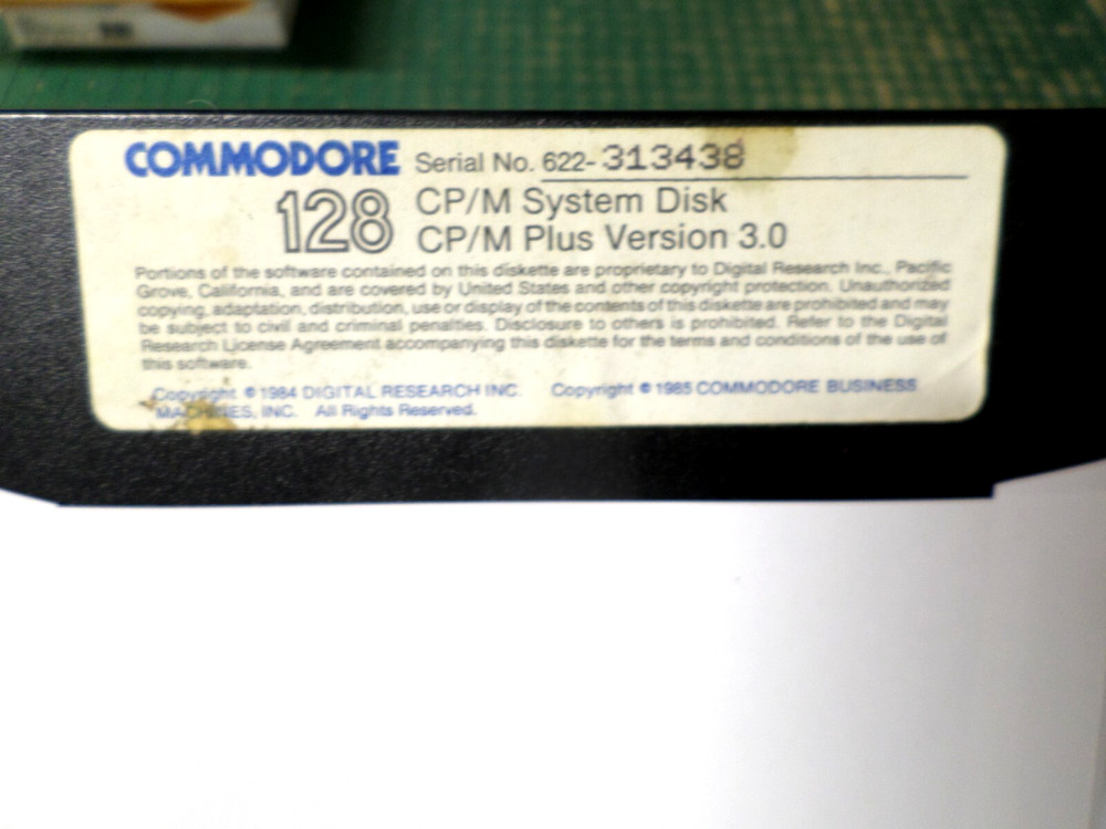 5.25" Floppy - COMMODORE 128 - CP/M SYSTEM DISK - CP/M PLUS VERSION 3.0 (1984)