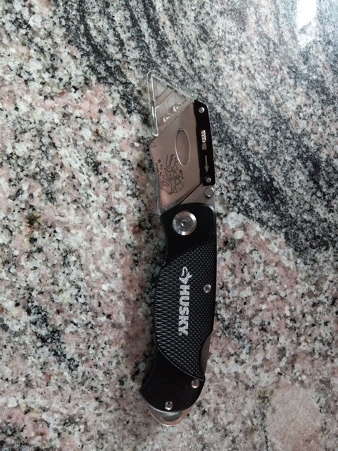 Husky Utility Knife