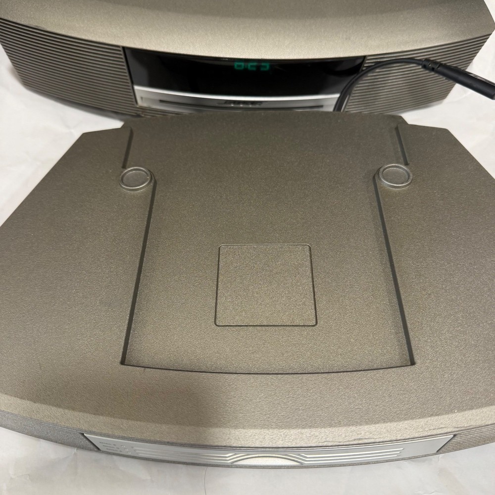 Bose Wave Music System III Multi-CD Changer Gray 4-Disc Remote FM/AM Untested