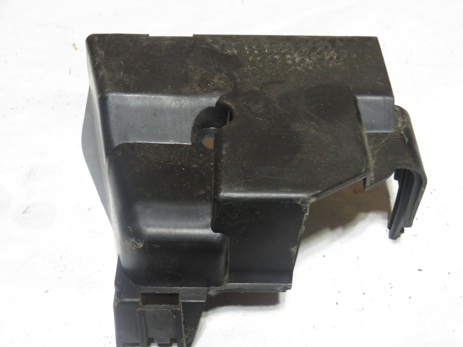 2001 GMC SIERRA CHEVY SILVERADO FUSE BOX COVER