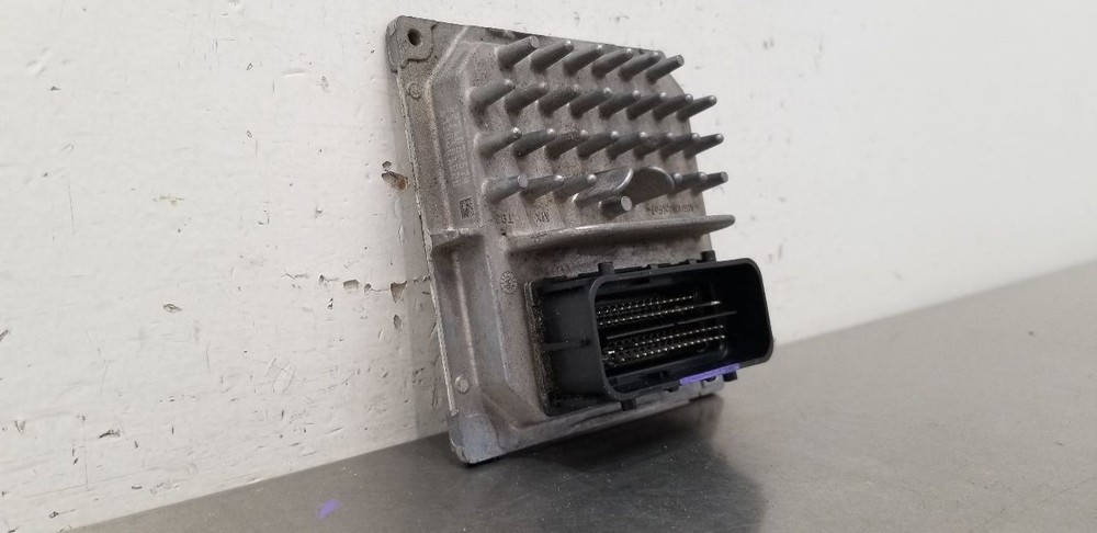 20 CHEVY SILVERADO 1500 TRANSFER CASE MODULE 24042698