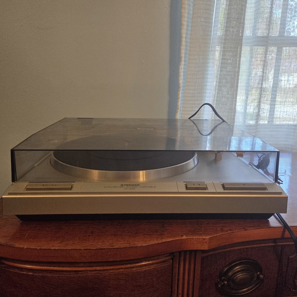 PIONEER PL-S30 TURNTABLE Tested And Working