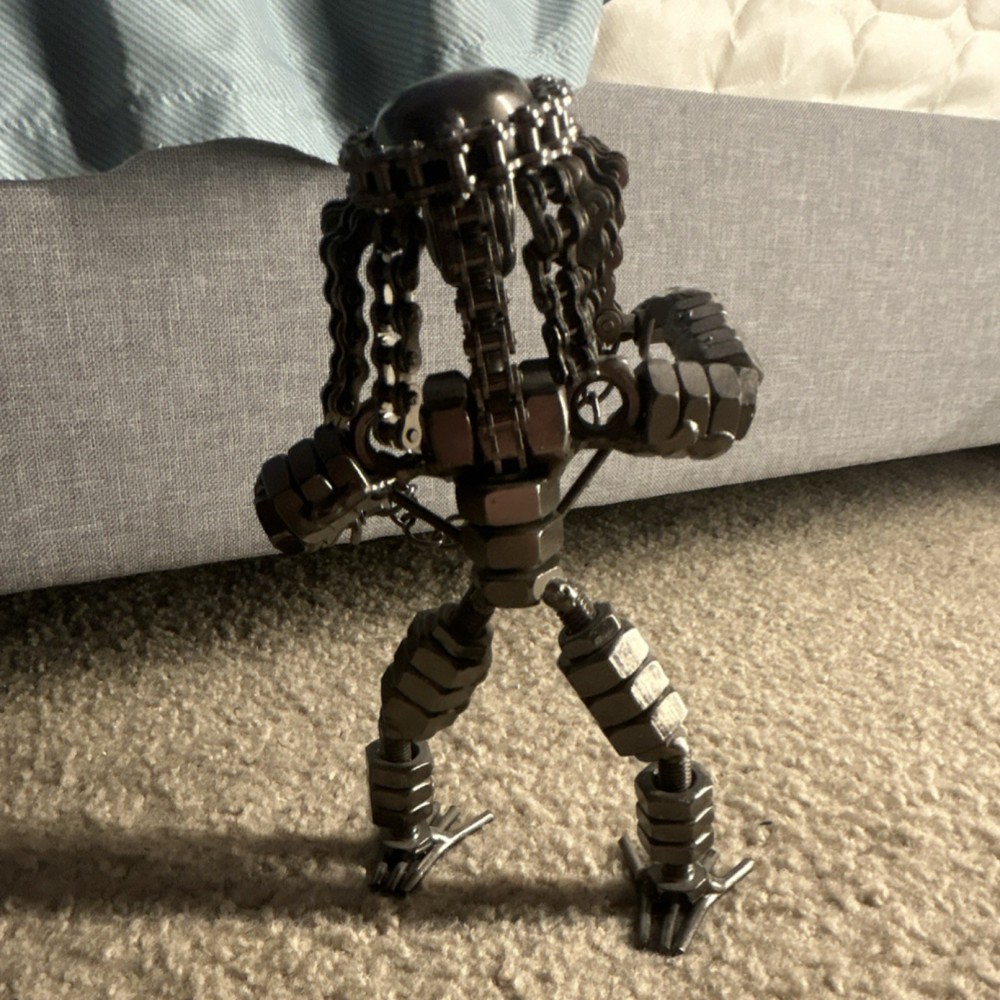 Metal Predator Figure Statue