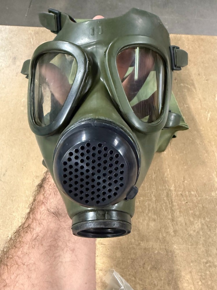 Romanian Gas Mask M74 with filter Size II